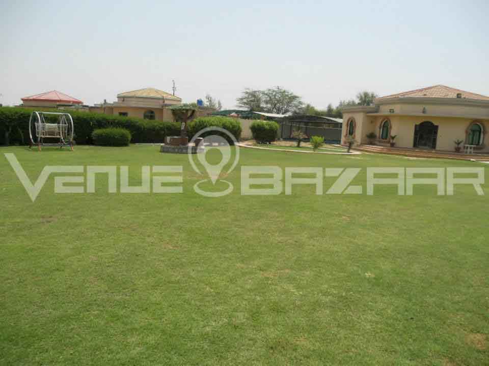 Farmhouse in Karachi