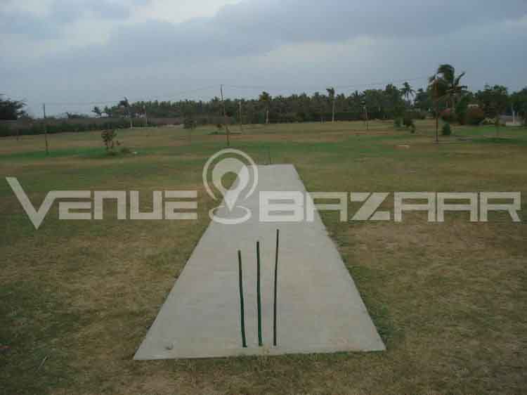 Farmhouse in Karachi