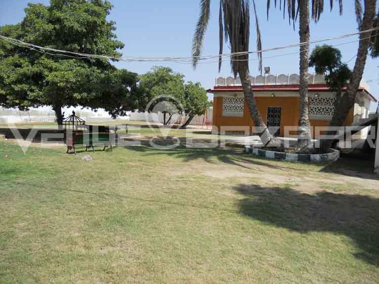 Farmhouse in Karachi