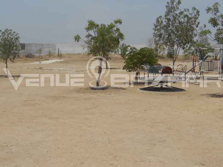 Farmhouse in Karachi