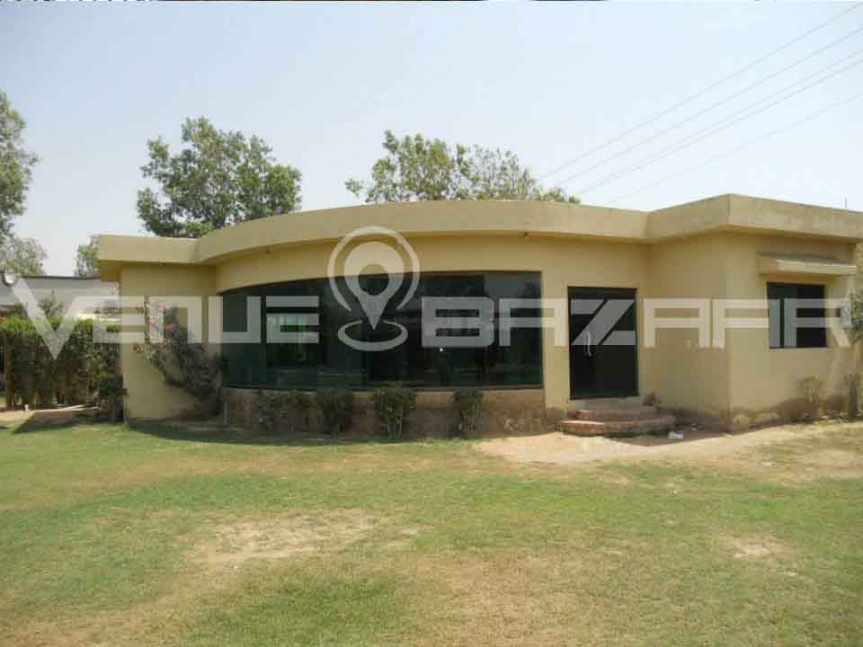 Farmhouse in Karachi